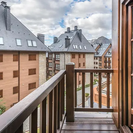 Apartment Val De Ruda Luxe 11 By Feelfree